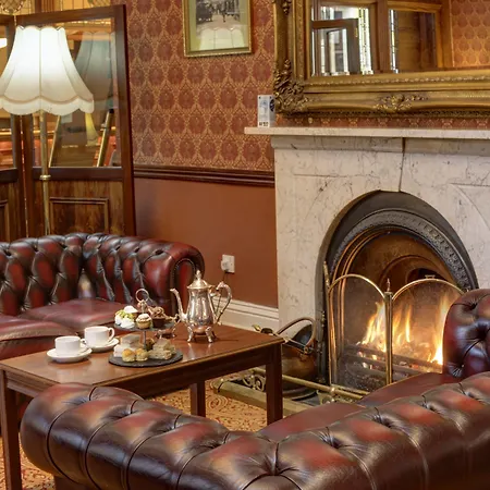 Wells Hotel 3*