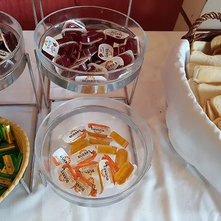 فندق Wells شاب